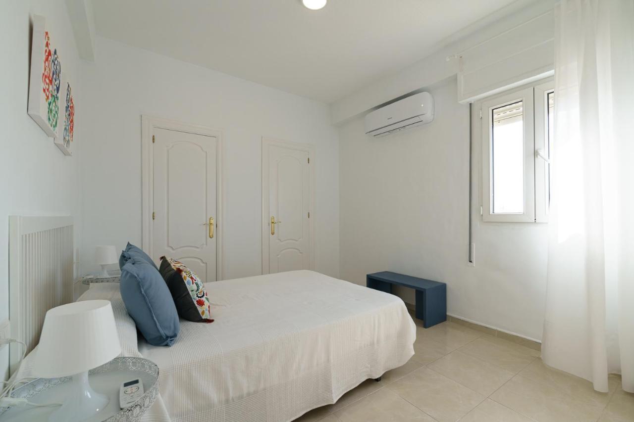 Maisuit Apartment Malaga City Center エクステリア 写真