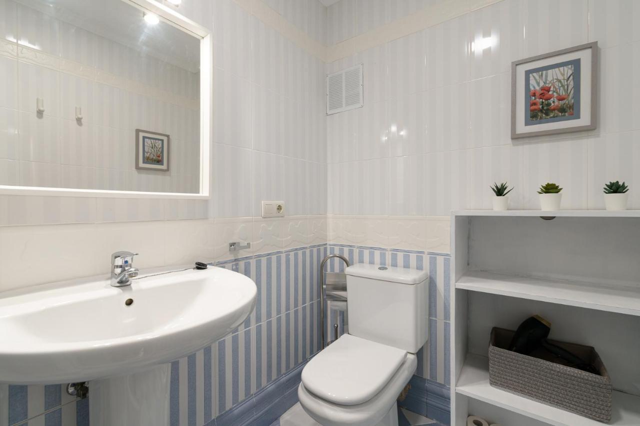 Maisuit Apartment Malaga City Center エクステリア 写真