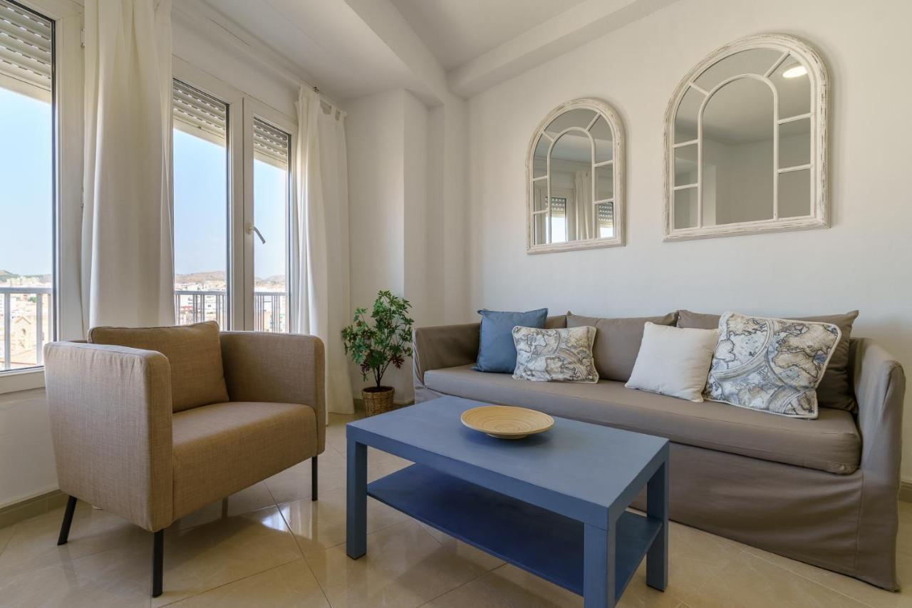 Maisuit Apartment Malaga City Center エクステリア 写真