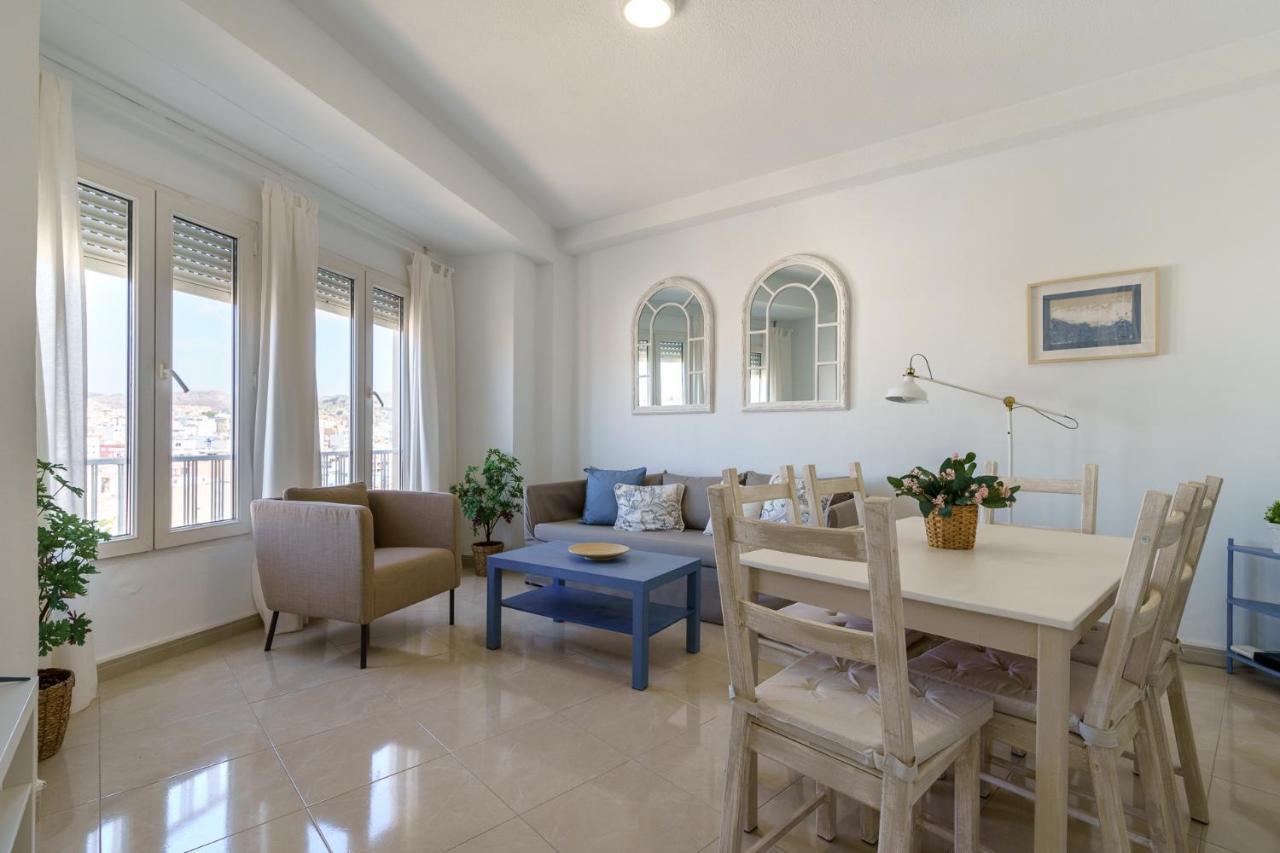 Maisuit Apartment Malaga City Center エクステリア 写真