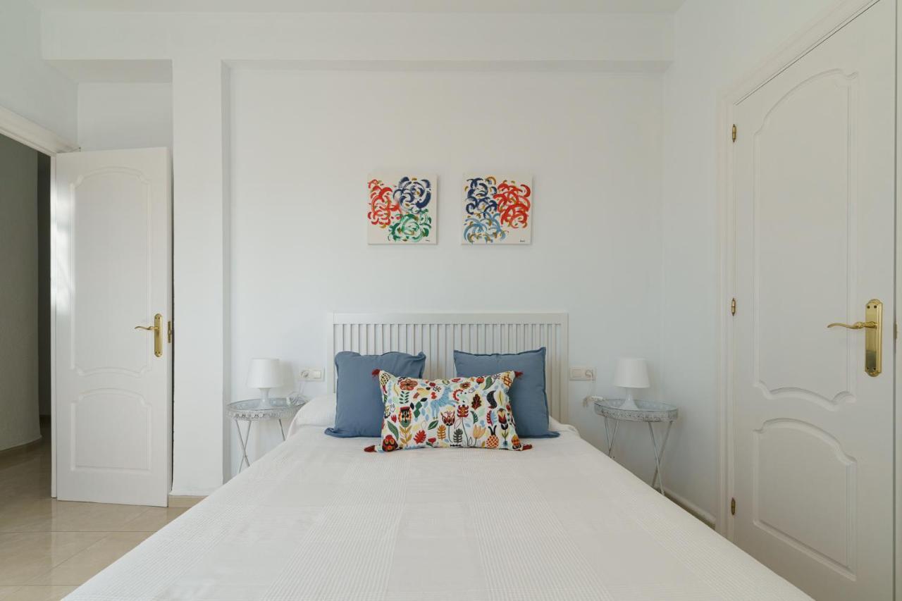 Maisuit Apartment Malaga City Center エクステリア 写真